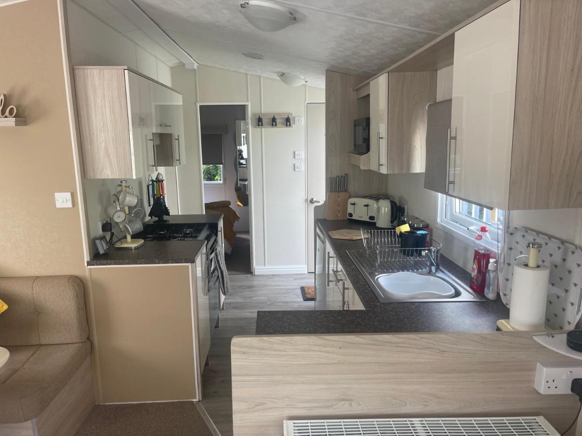 4 Lakes Holiday Let Villa Carnforth Esterno foto